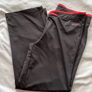 Brand: Reebok
Size: xLarge
Color: Gray and Orange
Athletic Dry-fit pants